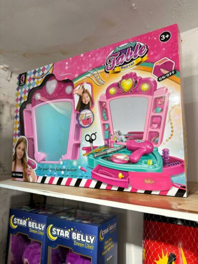 Vanity table