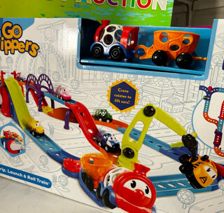 Jumbo Go Grippers Launch & Roll Train Set