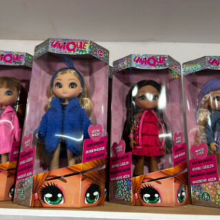 Unique Eyes Doll (Asstd)